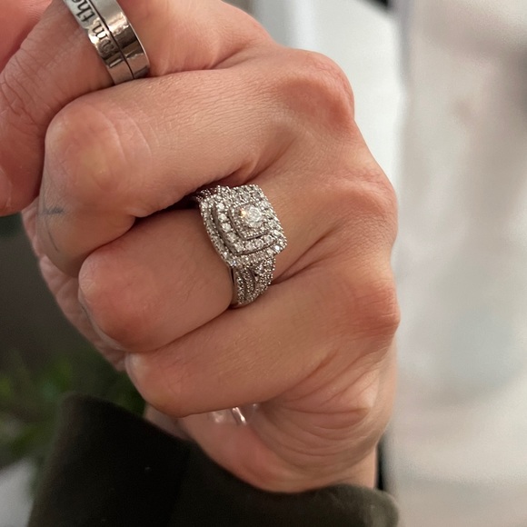 Size 5 wedding band set - Picture 4 of 5